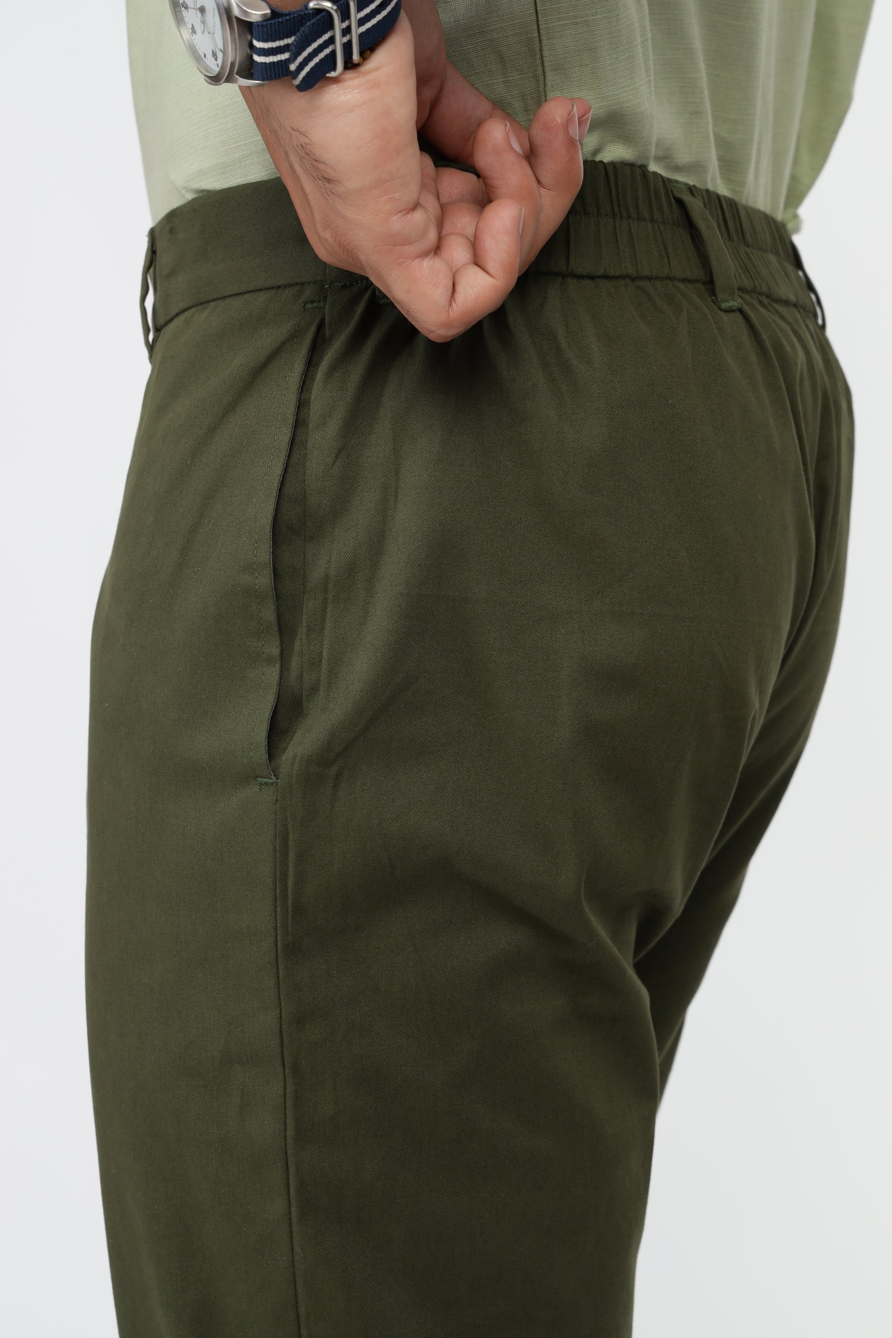 Elastic Waist Tapered Fit Pants
